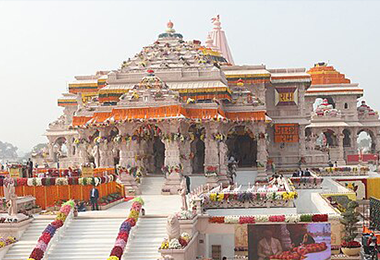 Tempo Traveller in Ayodhya